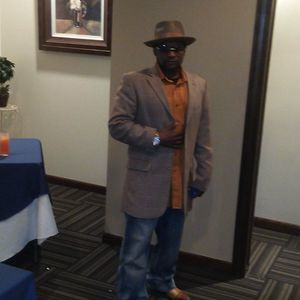 Meet your Posher, Barry